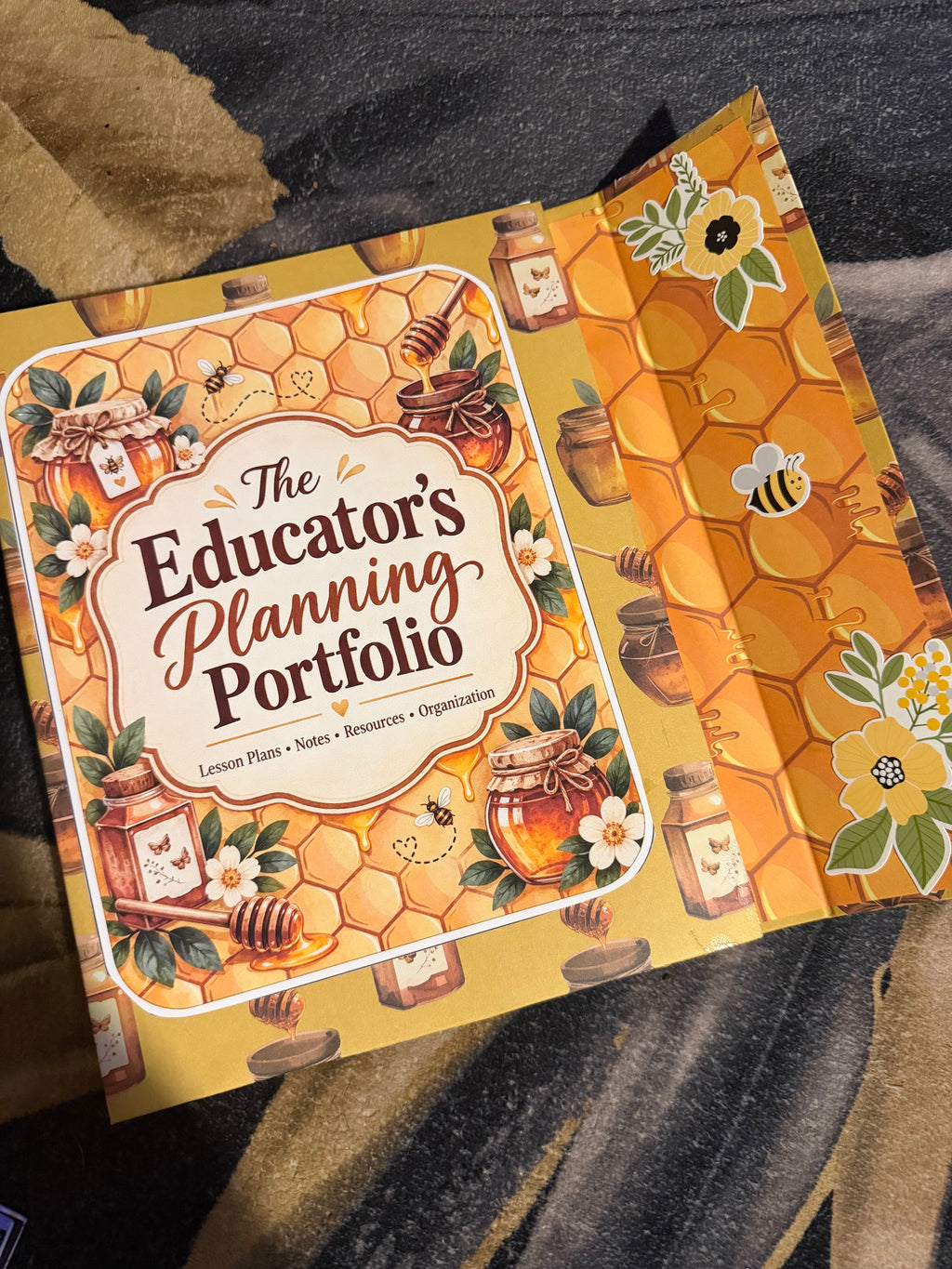 The Educator’s Refillable Planning Portfolio